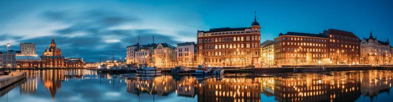 Panoramafoto van de Finse stad Helsinki aan het water | Transport Finland | Seacon Logistics 
