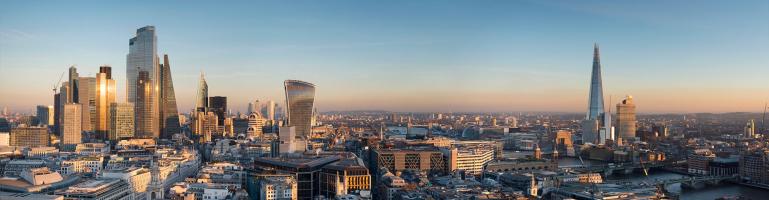 Panorama of the London (UK) skyline, including skyscrapers, The Shard and Tower Bridge | Seacon Logistics